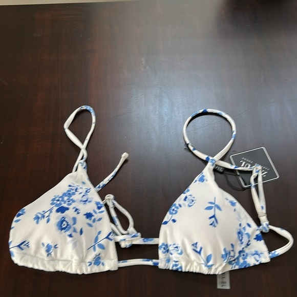 ZAFUL Ditsy Floral Printed Swimsuit Triangle High Cut Cheeky Bikini Set - Picture 3 of 7